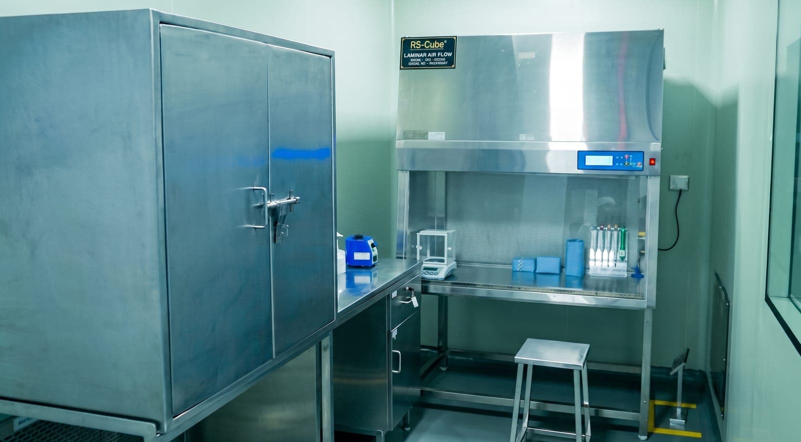 Micro Laboratory
